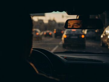 La Operaci&oacute;n Salida dispara estr&eacute;s y enfado al volante, pero la neurorelajaci&oacute;n ofrece alivio