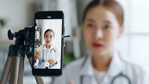 En las redes sociales, los bulos sobre salud corren mucho más rápido que los hechos