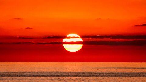 Atardecer en el mar Mediterráneo