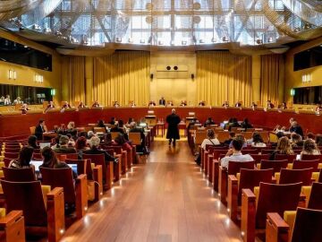 Juan Chapapría, abogado de Sociedad Civil Catalana, con Carlos Alsina en ‘Más de uno’: “La corrupción y la malversación existen más allá de unos fondos concretos de la UE”