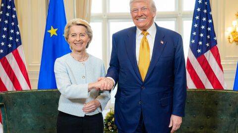 Trump amenaza a la UE con aranceles del 35% si no invierte 600.000 millones de dólares en EEUU