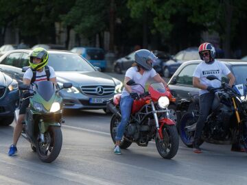 Las matriculaciones de coches y motos mantienen su crecimiento en agosto