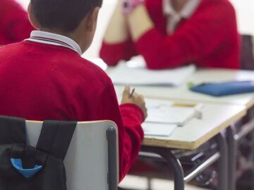 María José Mas, con Carlos Alsina en ‘Más de uno’: “La pantalla puede ayudar a personalizar la educación”