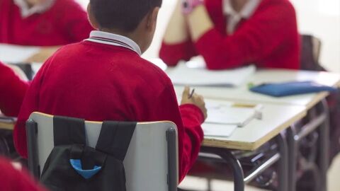 María José Mas, con Carlos Alsina en ‘Más de uno’: “La pantalla puede ayudar a personalizar la educación”