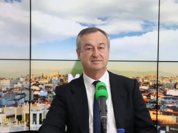 César González-Bueno, con Carlos Alsina en ‘Más de uno’: “La OPA del BBVA al Sabadell ha descarrilado”