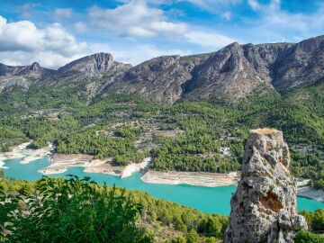 España avanza en transición verde, pero necesita acelerar para cumplir los objetivos climáticos