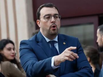 Adrián Barbón, con Carlos Alsina en ‘Más de uno’: “Los Premios Princesa de Asturias nos convierten en la capital de España durante unos días” Adrián Barbón, con Carlos Alsina en ‘Más de uno’: “Los Premios Princesa de Asturias nos convierten en la capital de España durante unos días”