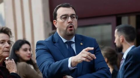 Adrián Barbón, con Carlos Alsina en ‘Más de uno’: “Los Premios Princesa de Asturias nos convierten en la capital de España durante unos días” Adrián Barbón, con Carlos Alsina en ‘Más de uno’: “Los Premios Princesa de Asturias nos convierten en la capital de España durante unos días”