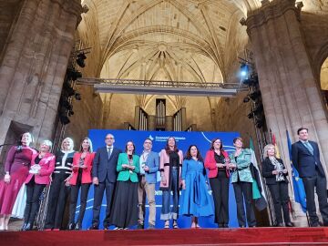 ‘Hablando en Plata’, iniciativa de Antena 3 y laSexta contra el edadismo, galardonada en el III Congreso de Economía Plateada 