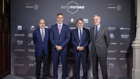 Pedro Sánchez, presidente del Gobierno: “Meta deberá rendir cuentas en el Parlamento” Pedro Sánchez, presidente del Gobierno: “Meta deberá rendir cuentas en el Parlamento”