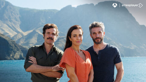 Antena 3 arranca el rodaje de ‘A la deriva’, su nueva serie de Prime Time protagonizada por Paula Echevarría, Daniel Grao y Michel Noher Antena 3 arranca el rodaje de ‘A la deriva’, su nueva serie de Prime Time protagonizada por Paula Echevarría, Daniel Grao y Michel Noher