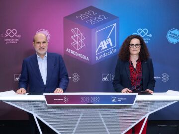 Javier Bardaj&iacute; y Olga S&aacute;nchez