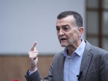 Ma&iacute;llo (IU) acusa al PP de "da&ntilde;ar a la sociedad" con la vivienda y pide medidas "valientes"