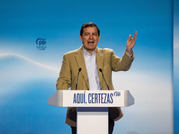 Feij&oacute;o y Ma&ntilde;ueco participan en un acto de campa&ntilde;a electoral en &Aacute;vila