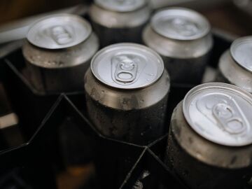 El peligro de las bebidas energéticas, el Gobierno alerta sobre el consumo masivo y la mezcla con alcohol El peligro de las bebidas energéticas, el Gobierno alerta sobre el consumo masivo y la mezcla con alcohol