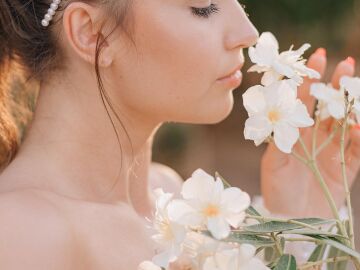 La clave para proteger tu cerebro: entrenar tu olfato, el &uacute;nico sentido que casi no envejece