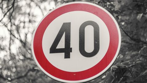 La supervisión del cumplimiento del límite de velocidad se intensifica en toda Europa para frenar el repunte de víctimas La supervisión del cumplimiento del límite de velocidad se intensifica en toda Europa para frenar el repunte de víctimas