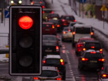 El coche compartido se presenta como la soluci&oacute;n para reducir la contaminaci&oacute;n y el colapso en los accesos a las grandes ciudades