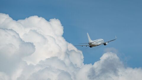 Las aerolíneas confiesan que no llegarán solas a cero emisiones en 2050: "Nos hemos desviado del camino" Las aerolíneas confiesan que no llegarán solas a cero emisiones en 2050: "Nos hemos desviado del camino"