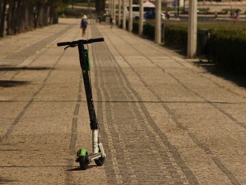 La nueva reforma de Tráfico fija en 15 años la edad mínima para conducir patinetes eléctricos La nueva reforma de Tráfico fija en 15 años la edad mínima para conducir patinetes eléctricos