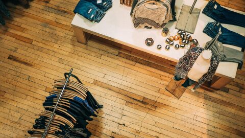 Las grandes empresas textiles ya no podrán destruir ropa y calzado sin vender para impulsar la economía circular Las grandes empresas textiles ya no podrán destruir ropa y calzado sin vender para impulsar la economía circular