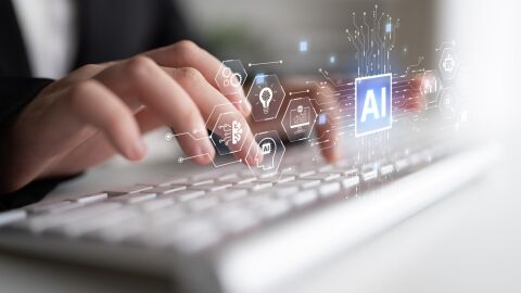 La inteligencia artificial domina el tr&aacute;fico de contenidos en internet