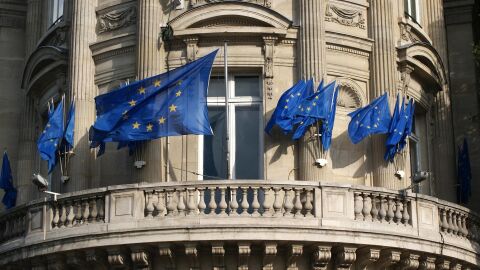 Las empresas afrontan nuevas obligaciones para hacer los envases m&aacute;s reutilizables y reciclables gracias al nuevo reglamento de la UE