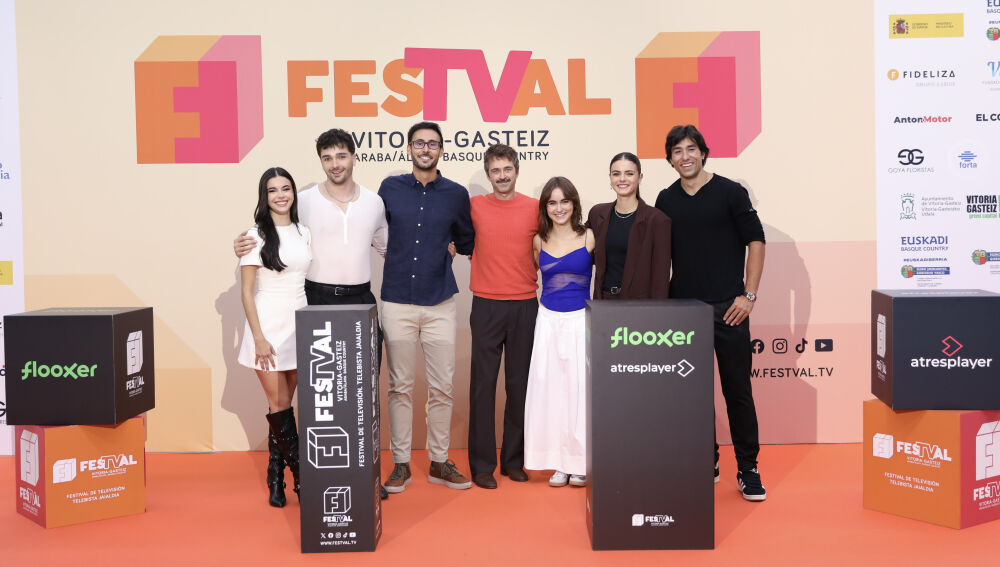 Flooxer continúa su gran apuesta por las series verticales y presenta en el FesTVal de Vitoria sus nuevos proyectos Flooxer continúa su gran apuesta por las series verticales y presenta en el FesTVal de Vitoria sus nuevos proyectos