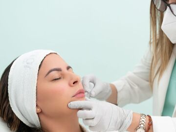 Los 10 consejos de la SEME para evitar riesgos al someterse a un tratamiento de medicina estética Los 10 consejos de la SEME para evitar riesgos al someterse a un tratamiento de medicina estética