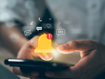 El coste oculto de las notificaciones constantes: tres efectos de las interrupciones digitales (y cómo frenarlos) El coste oculto de las notificaciones constantes: tres efectos de las interrupciones digitales (y cómo frenarlos)