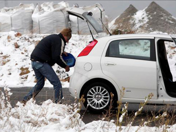 El hielo hace acto de presencia en las carreteras