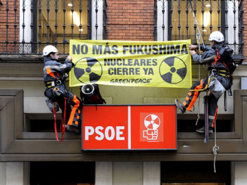 Greenpeace protesta contra las nucleares