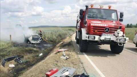 Accidente de tráfico con bomberos (16-05-2011)