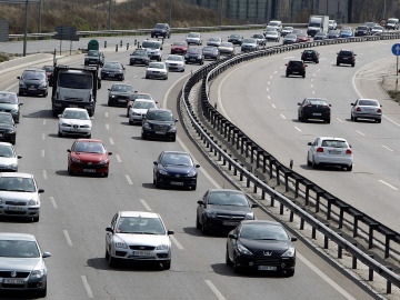 Operaci&oacute;n especial de la DGT para el Puente de Mayo