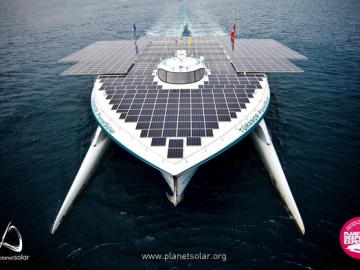 PlanetSolar, la embarcación más grande del mundo propulsada con energía solar,