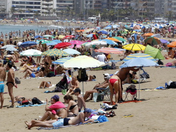 Altas temperaturas en una playa