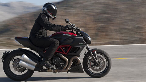Calzado moto equipación