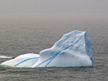 Los icebergs sacan sus colores en la Antártica