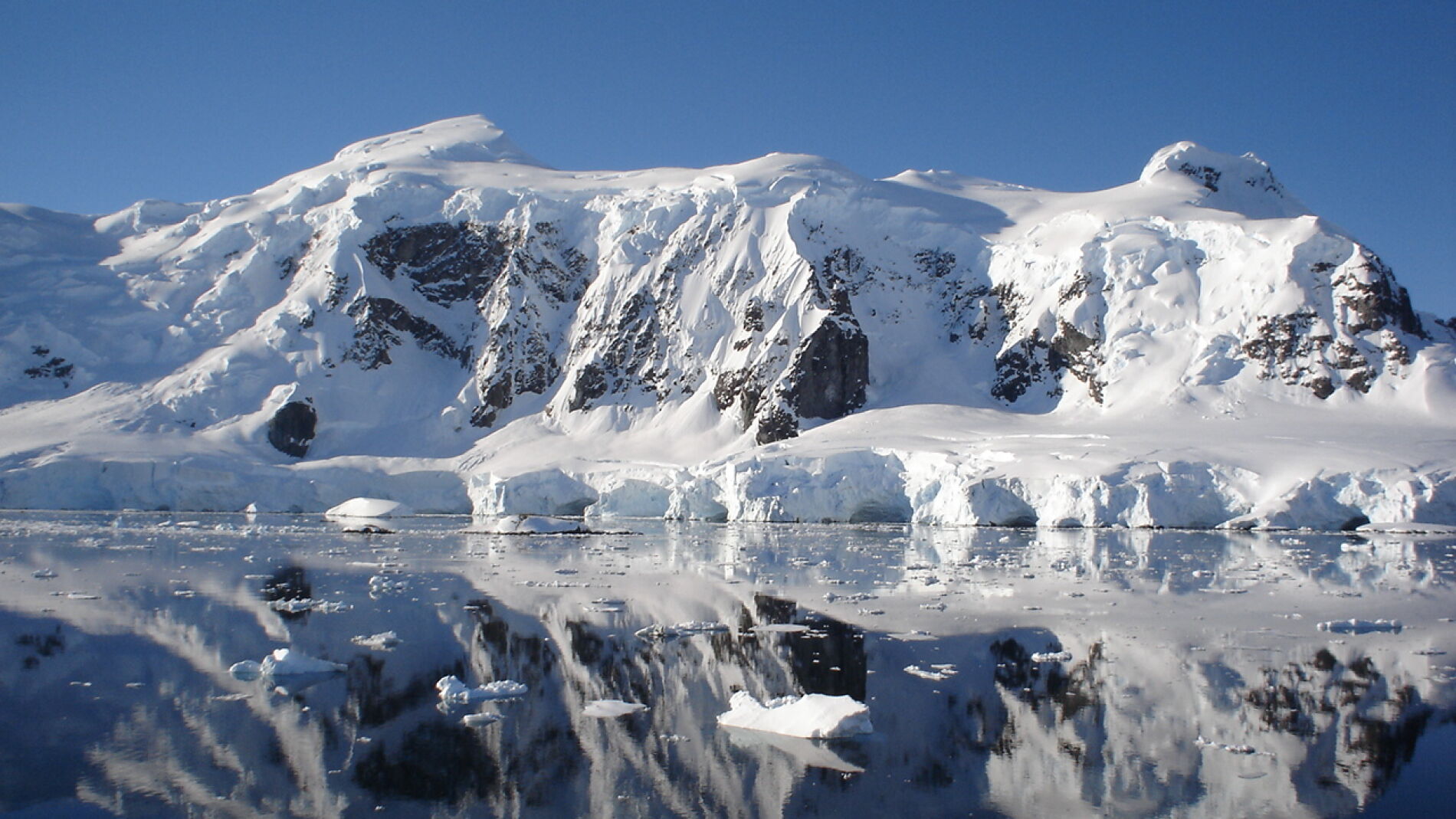 La Antártida podría quedarse sin hielo si se queman las reservas de ...