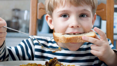 ¿Por qué cuidar la alimentación de los niños? ¿Por qué cuidar la alimentación de los niños?