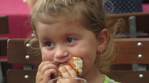 Nueve de cada diez ni&ntilde;os consumen m&aacute;s grasas saturadas de las recomendadas