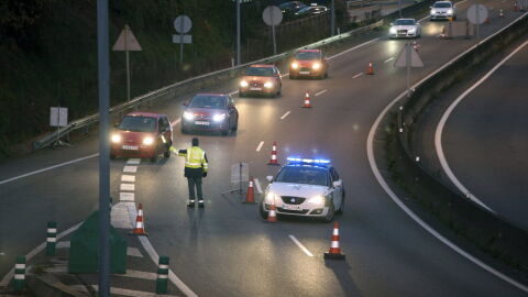 Entran en vigor las nuevas normas de la DGT: radares, multas por el móvil, movilidad personal y velocidad urbana