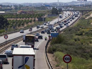 Tráfico lento en las carreteras Tráfico lento en las carreteras