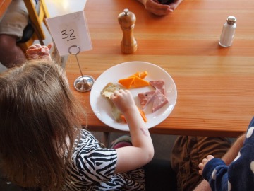 La duración y el tiempo, claves en las comidas y en el recreo de los niños