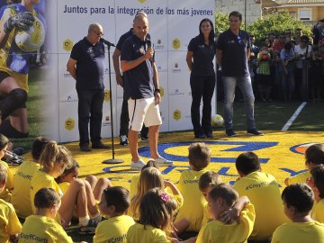 Iniesta inaugura el ‘Cruyff Court’ en Fuentealbilla