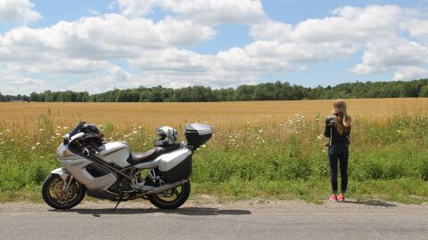Motoristas en verano