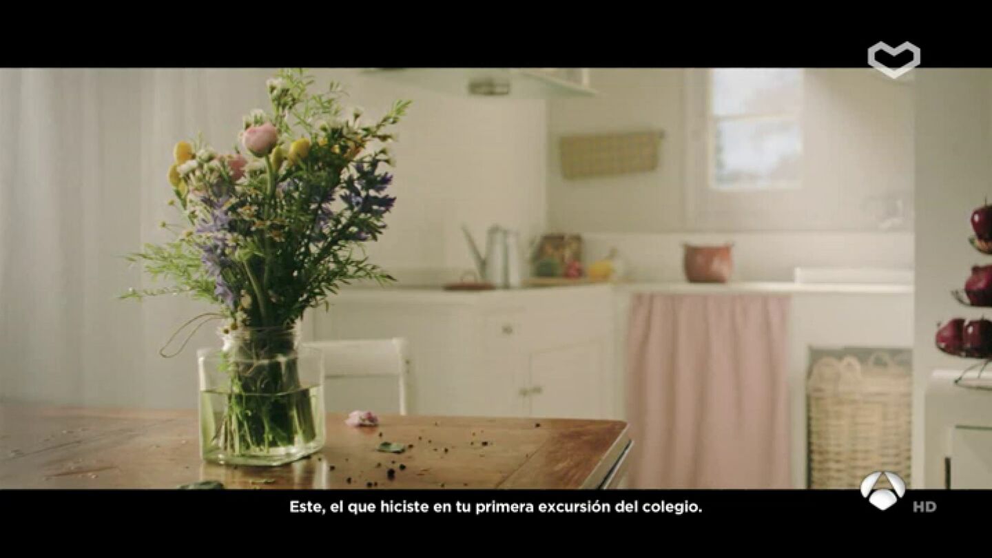 Ponle Freno visibiliza con ramos de flores su lucha para combatir las v&iacute;ctimas por accidentes de tr&aacute;fico