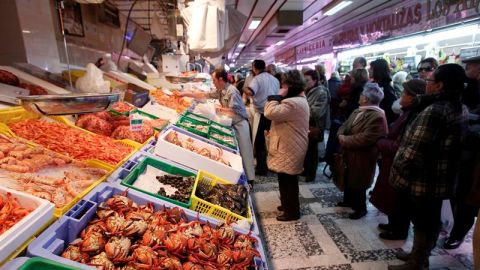 Los mercados apuran los productos t&iacute;picos para Nochebuena y Navidad. 