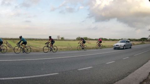 Pelotón de ciclistas