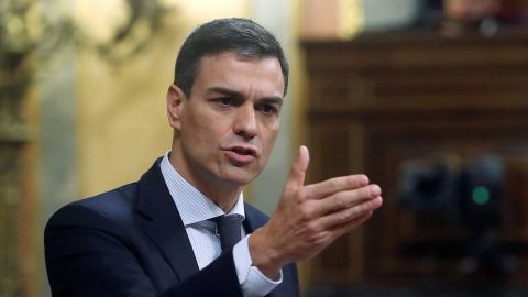 Noticias Antena 3 Fin de Semana (03-06-18) Los nombres de los ministros de Pedro Sánchez se conocerán a mediados de esta semana Noticias Antena 3 Fin de Semana (03-06-18) Los nombres de los ministros de Pedro Sánchez se conocerán a mediados de esta semana